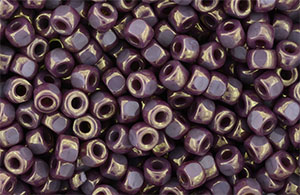 Matubo 3-Cut Seed Bead 6/0 (loose) : Rosaline Luster - Opaque Amethyst