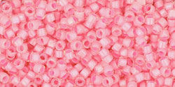 TOHO - Treasure #1 (11/0) : Inside-Color Crystal/Hot Pink-Lined